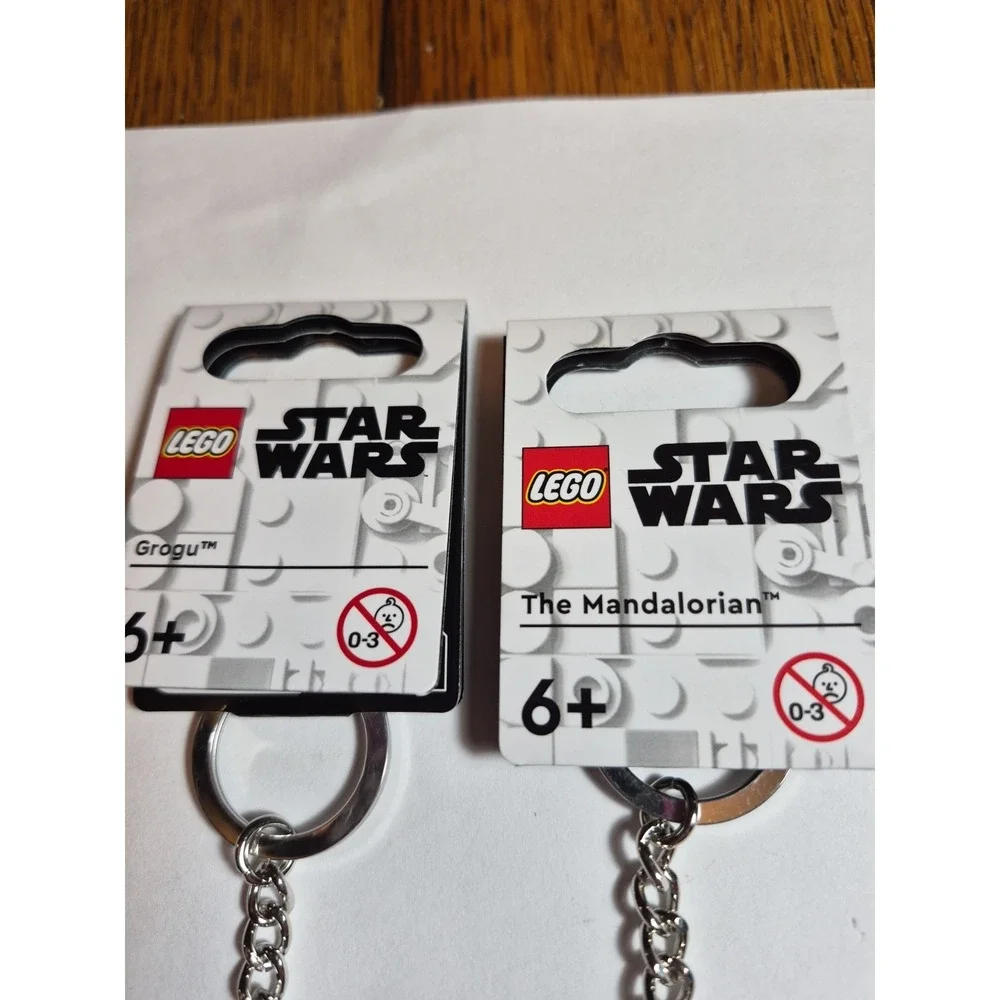LOT OF 2 LEGO KEYCHAINS Mandolorian and Grogu NEW Star Wars Minifigure Key Rings